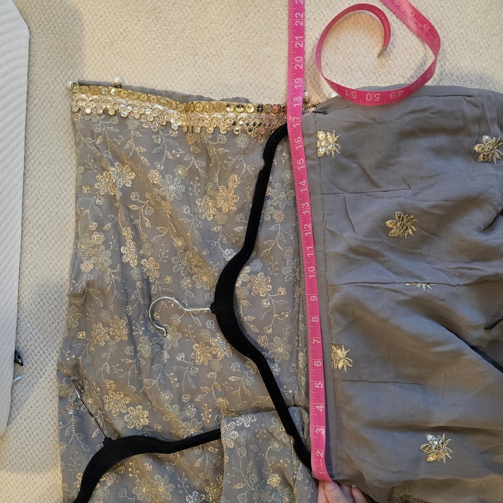 Gray and Gold Floral Embroidered Kurta Gharara with Dupatta - L/XL - Picture 11 of 13